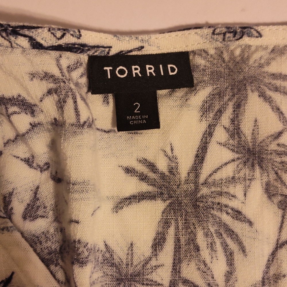 Torrid Blue Slub Knit Tropical Palm Beach Summer Floral Suffer Skull Top SZ 2X - Picture 6 of 11